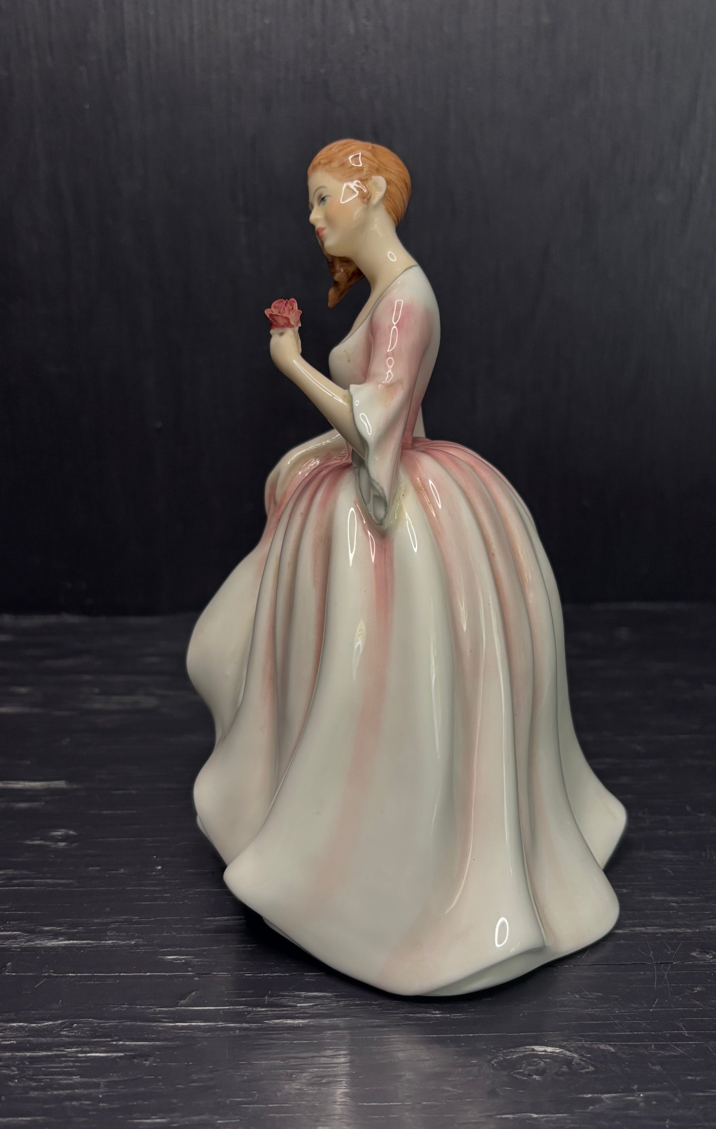 Vintage Royal Doulton Tender Moment Figurine HN 3303