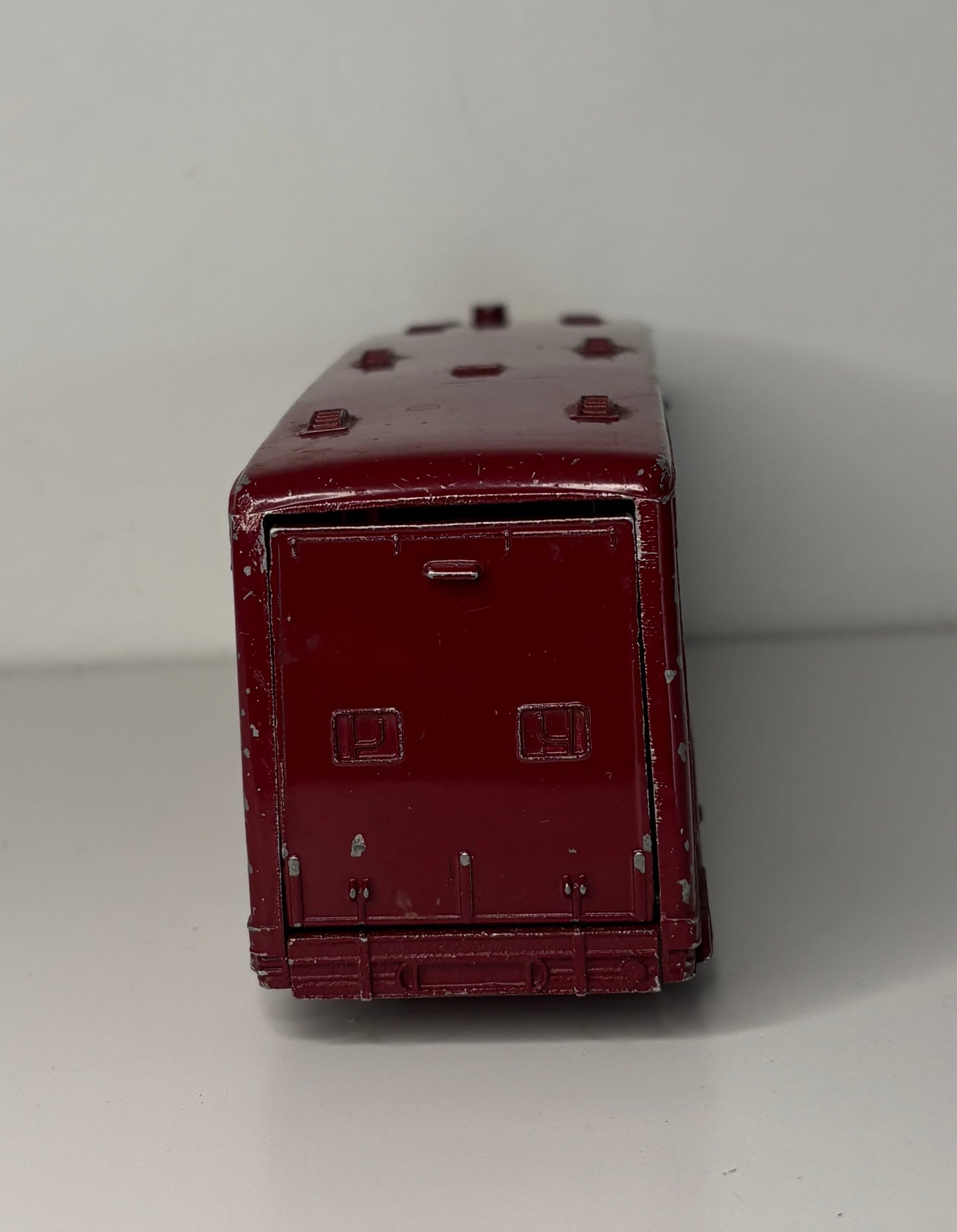 Dinky Supertoys 981 British Railways Horse Box