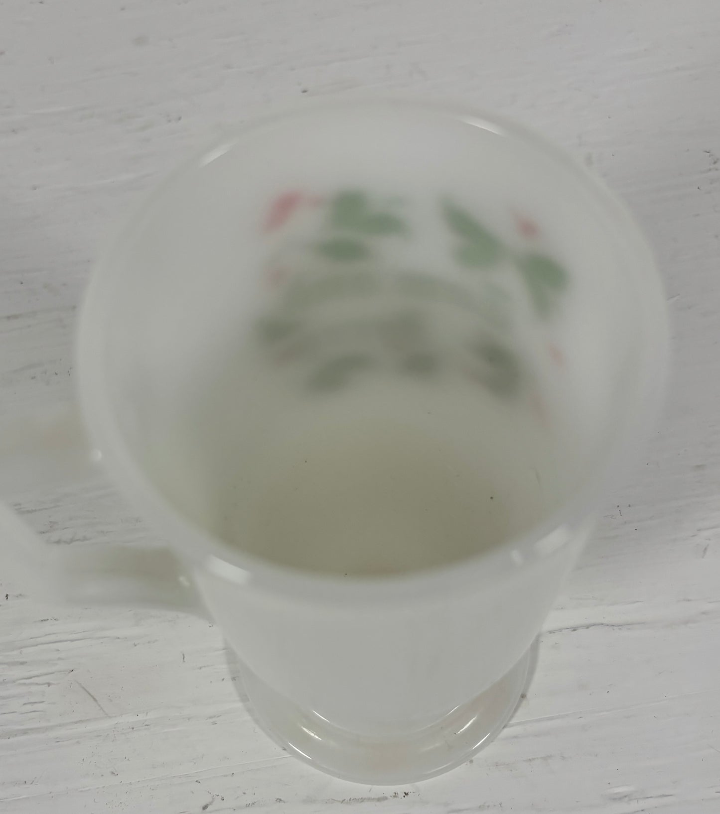 Hazel Atlas Tom and Jerry Christmas Pedestal Milk Glasses