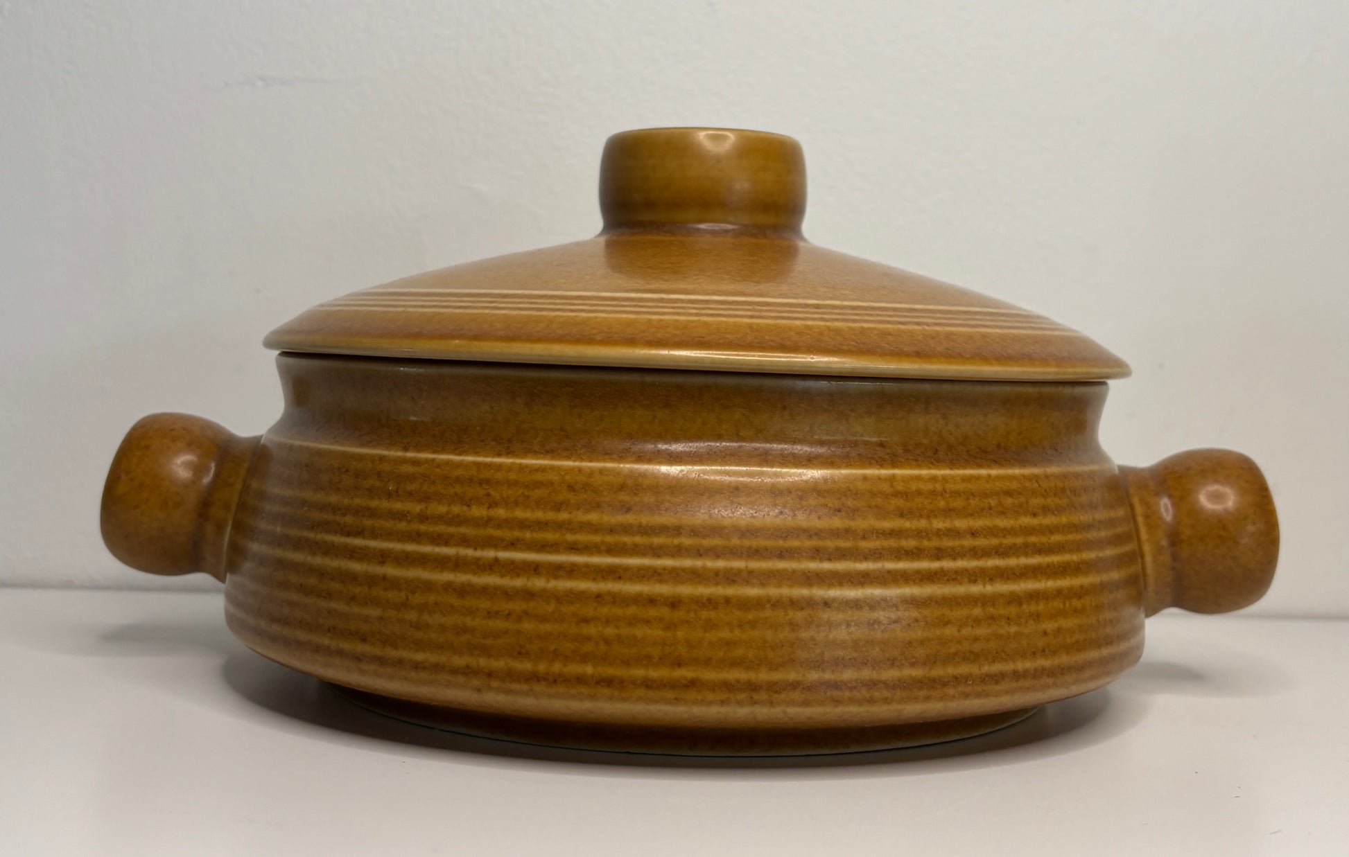 Denby Canterbury Covered Casserole Dish