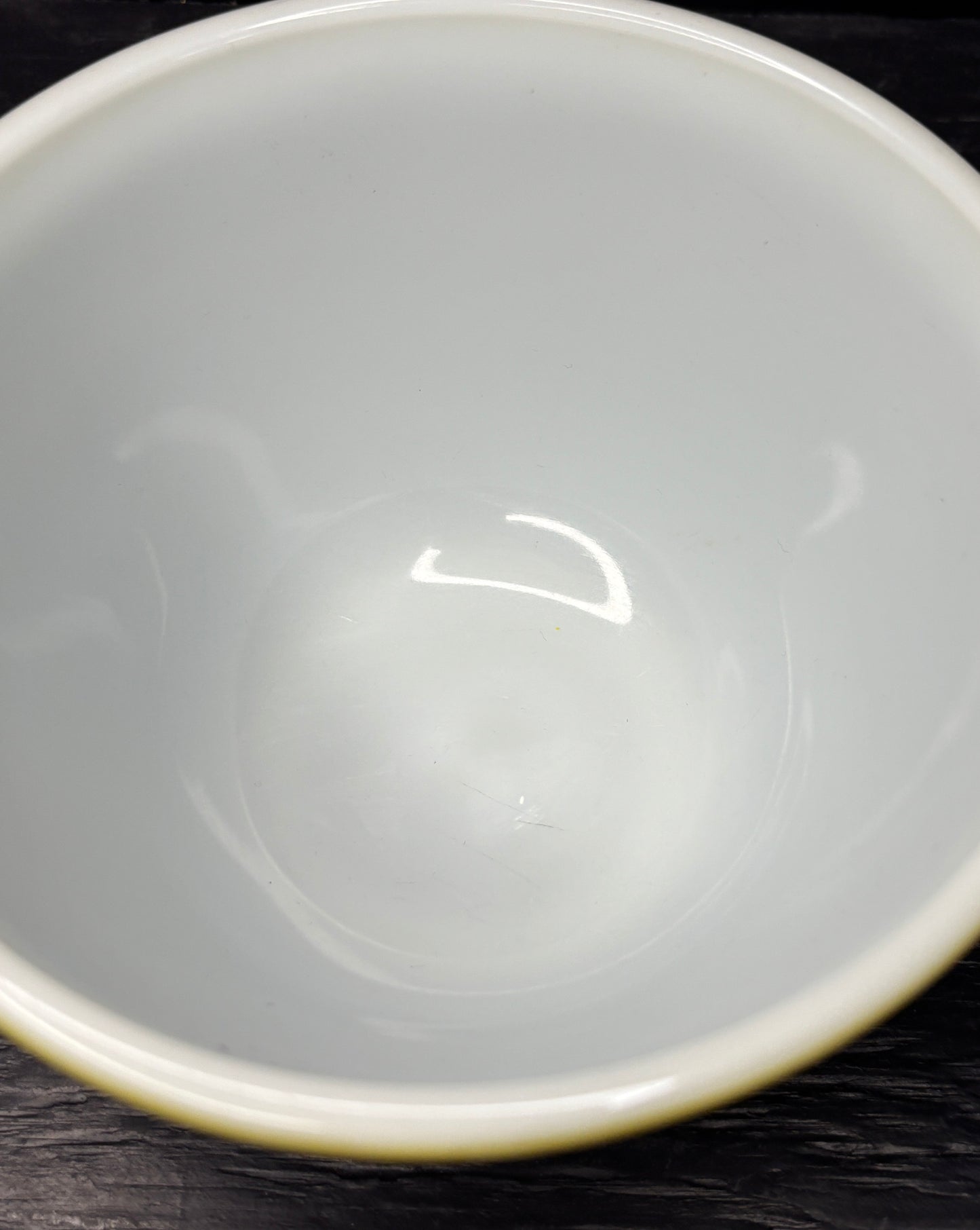 Green Pyrex Spring Blossom Crazy Daisy 1.5 Pint Nesting Mixing Bowl