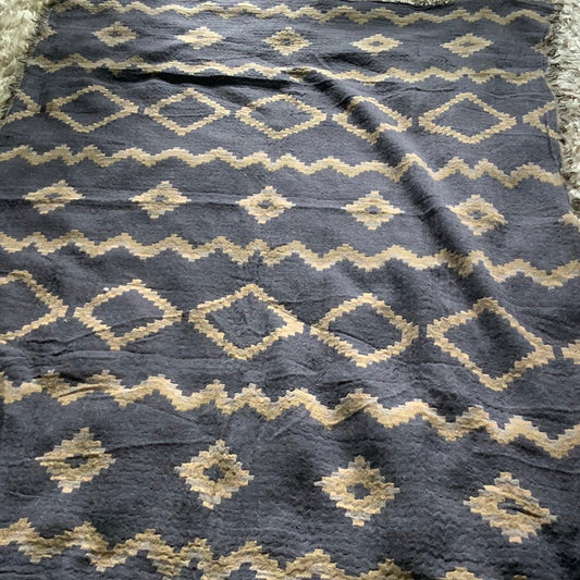 Aritzia Wilfred Diamond Pattern Wool Blanket Scarf