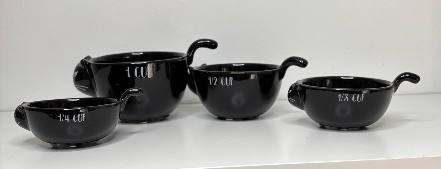 Black Cat Measuring Cups