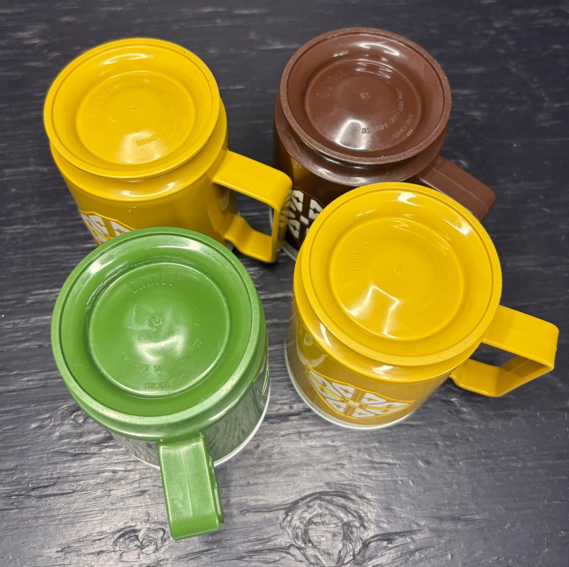 Chalet Geometric Design Footed Plastic Stackable Mugs