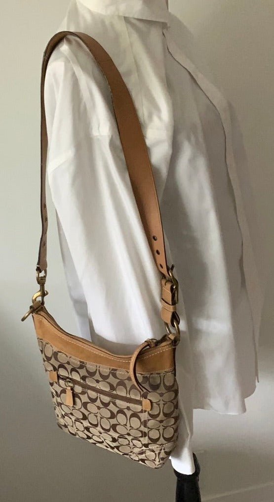 Coach Signature Crossbody Jacquard Purse L0618-10403
