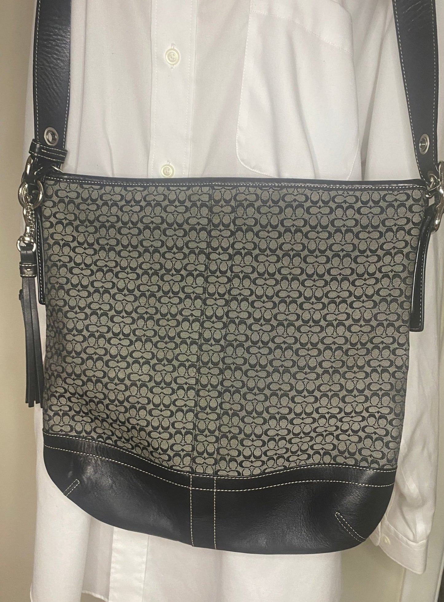 Coach Signature Jacquard Black Gray Crossbody Purse F065 - F10416