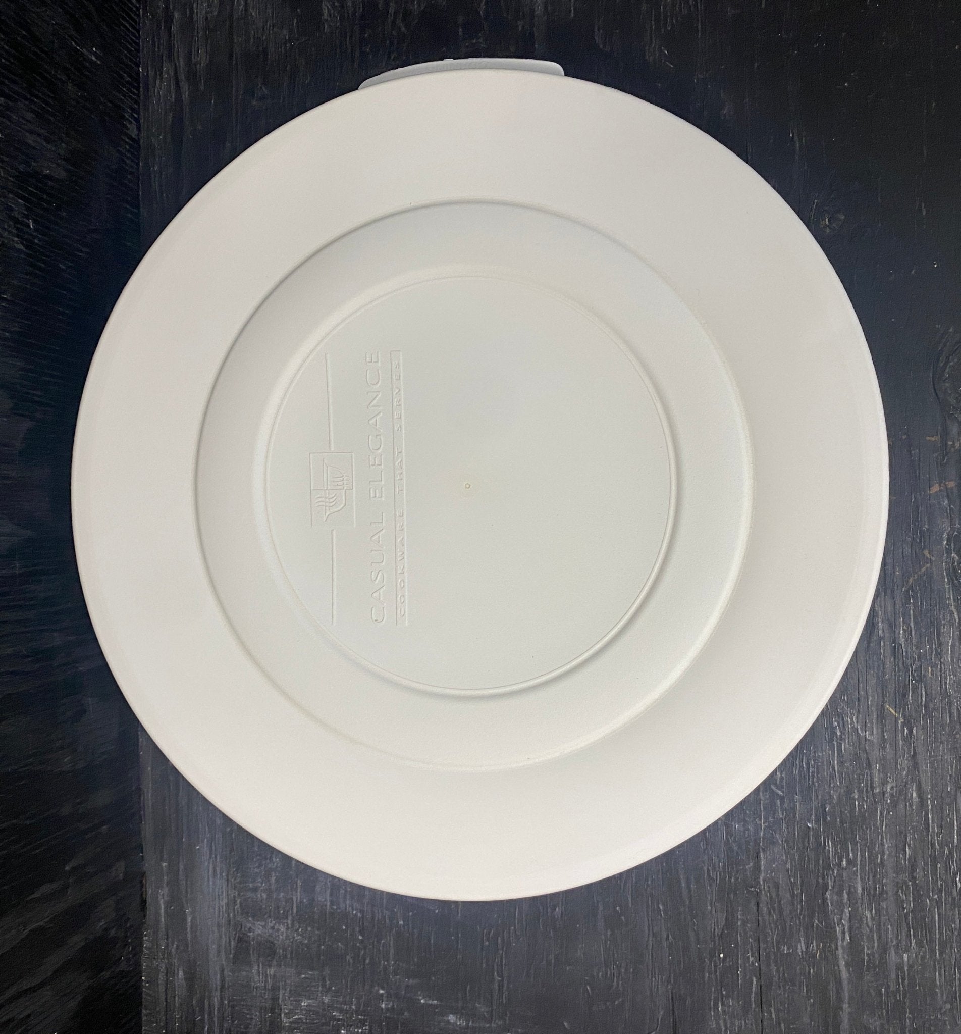 Corning Ware Casual Elegance Covered Casserole Dish