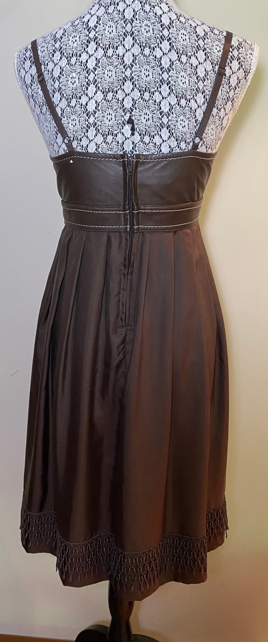 Danier Leather Brown Leather Bustier Dress Size 6 - HLJ at HomeDanier Leather Brown Leather Bustier Dress Size 6BustierDanier