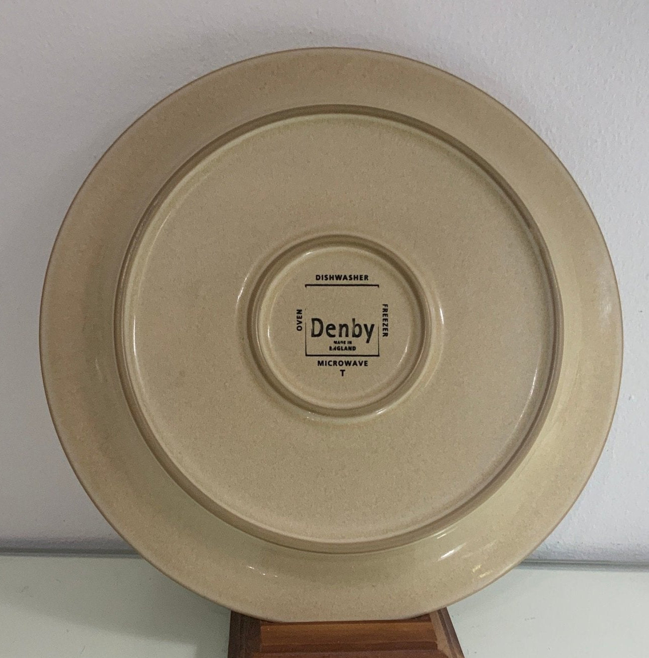 Denby Langley Caramel Stoneware Dinner Plate - HLJ at HomeDenby Langley Caramel Stoneware Dinner PlateDinner PlateDenby