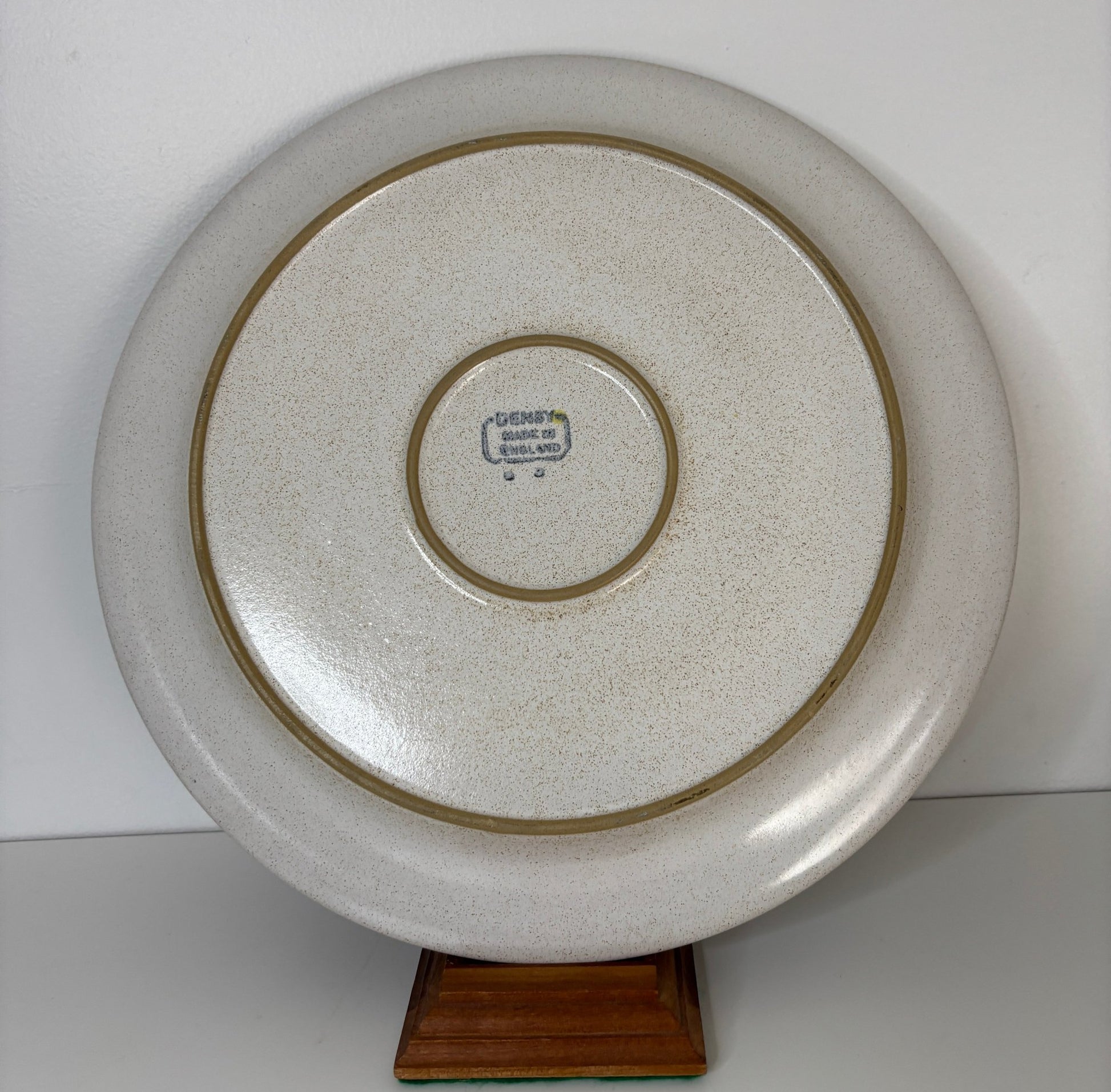 Denby Potter’s Wheel Round Chop Plate