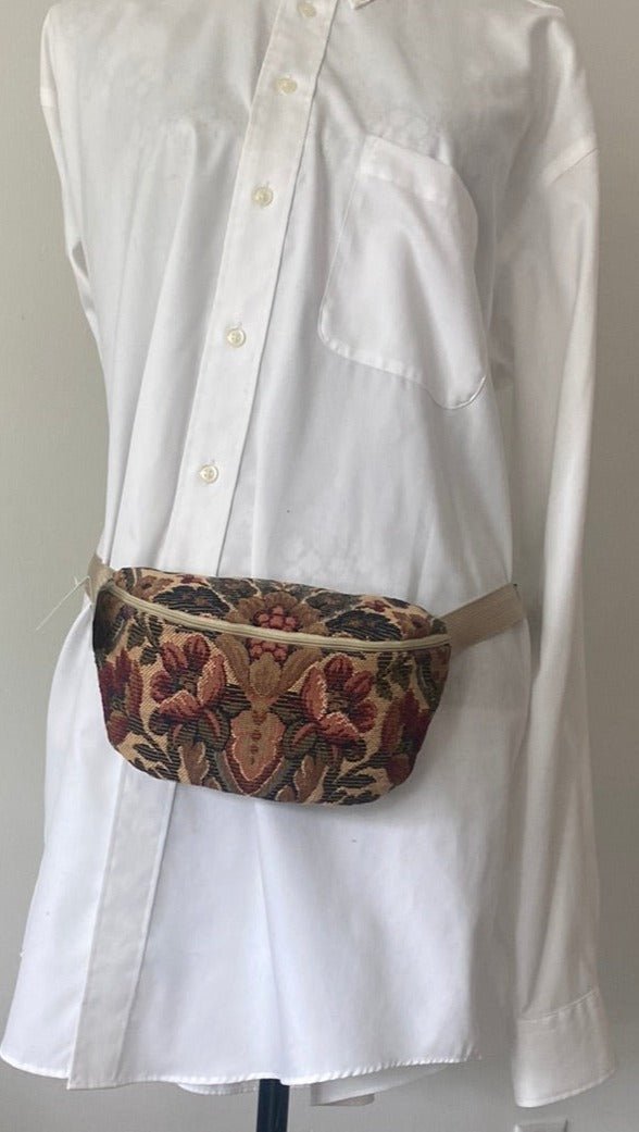 Emerald Woods Ventzia Vintage Fanny Pack
