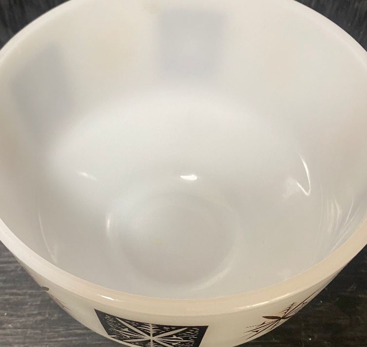 Federal Glass 1950s Atomic Age Starburst 6.5 Inch Mixing Bowl