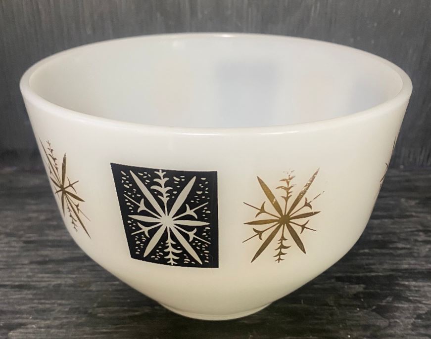 Federal Glass 1950s Atomic Age Starburst 6.5 Inch Mixing Bowl