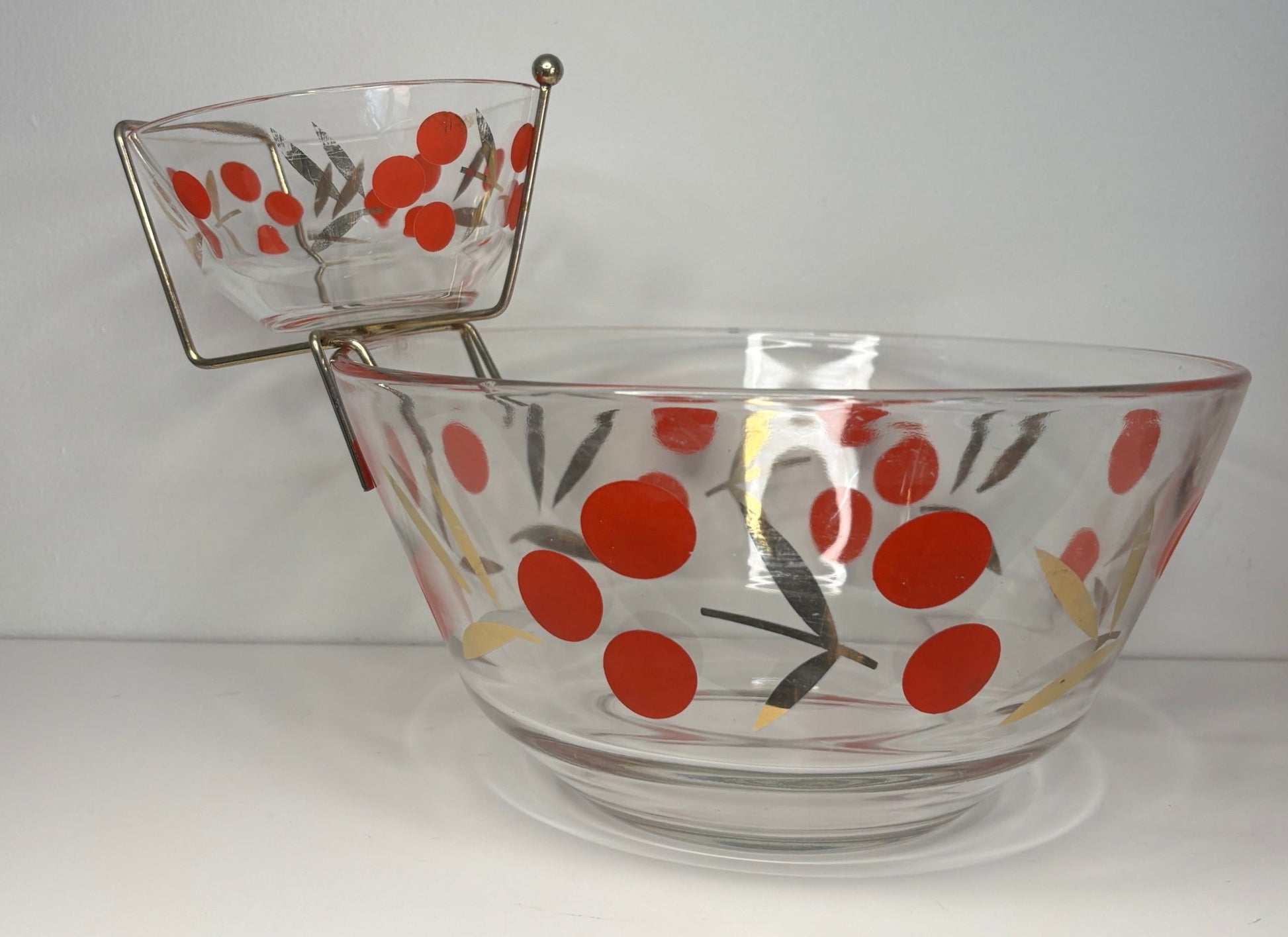 Federal Glass Cherry Gold Leaf Vintage Chip and Dip Bowl set