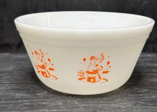Federal Glass Circus Elephant 6 Inch Mixing Bowl