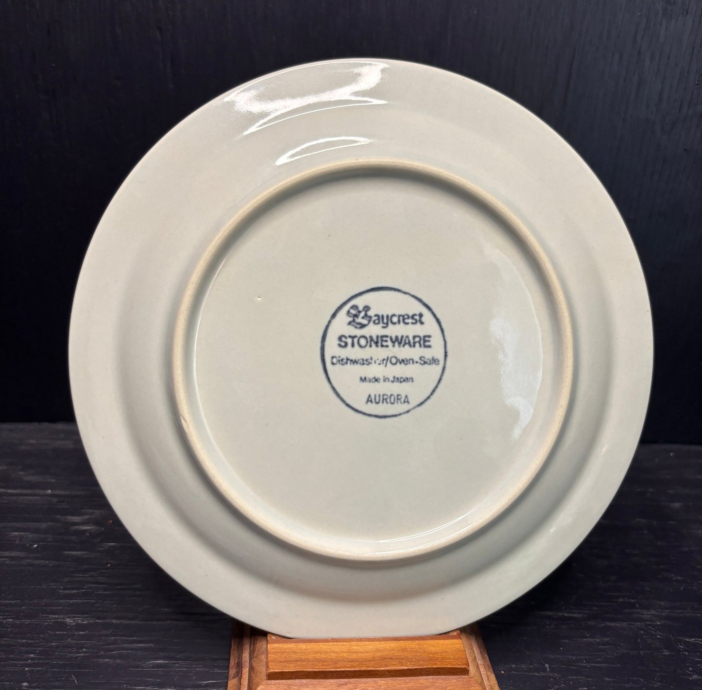 Hudsons Bay Baycrest Aurora Bread Plates