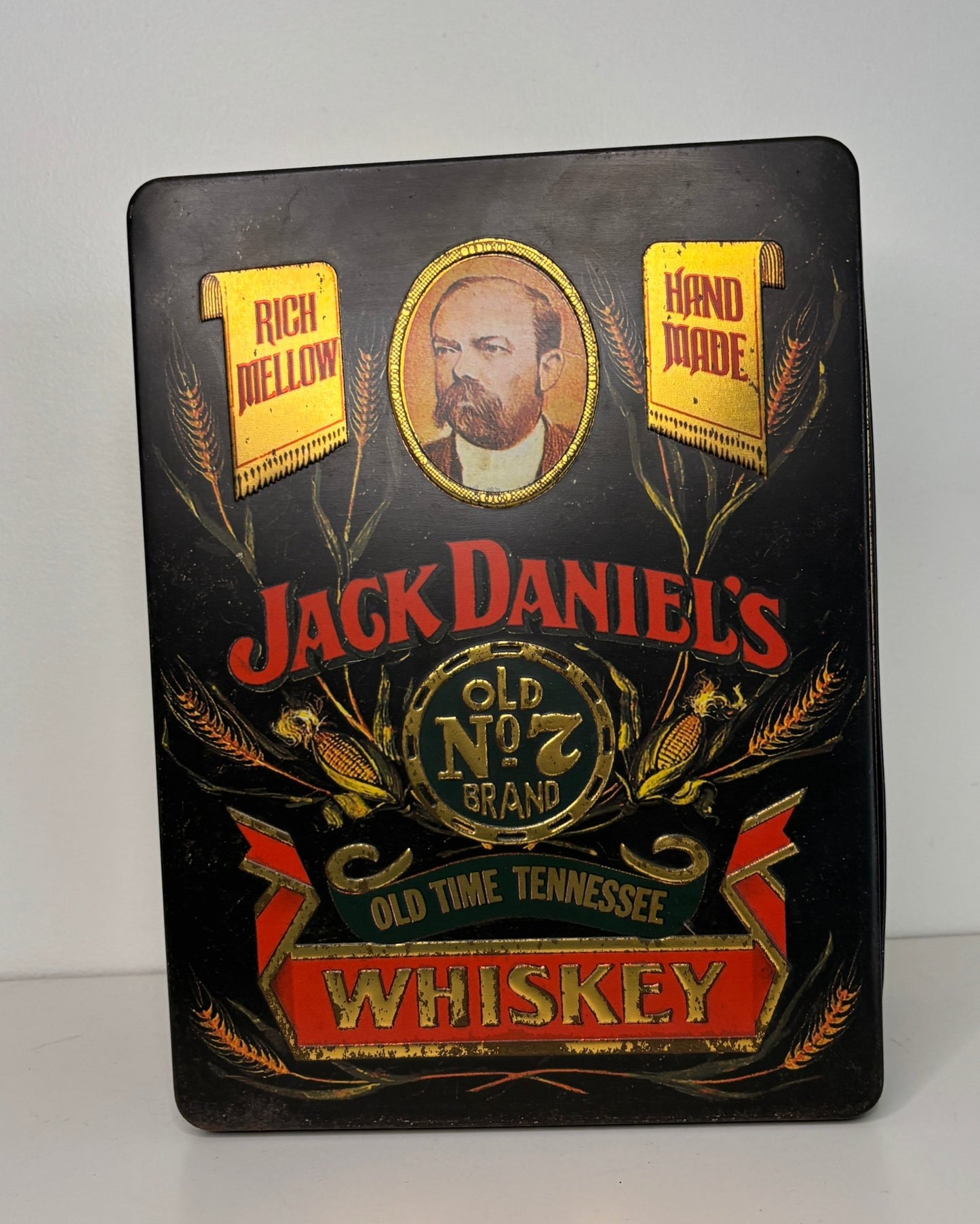 Jack Daniels Gift Tin Bottle and Glasses