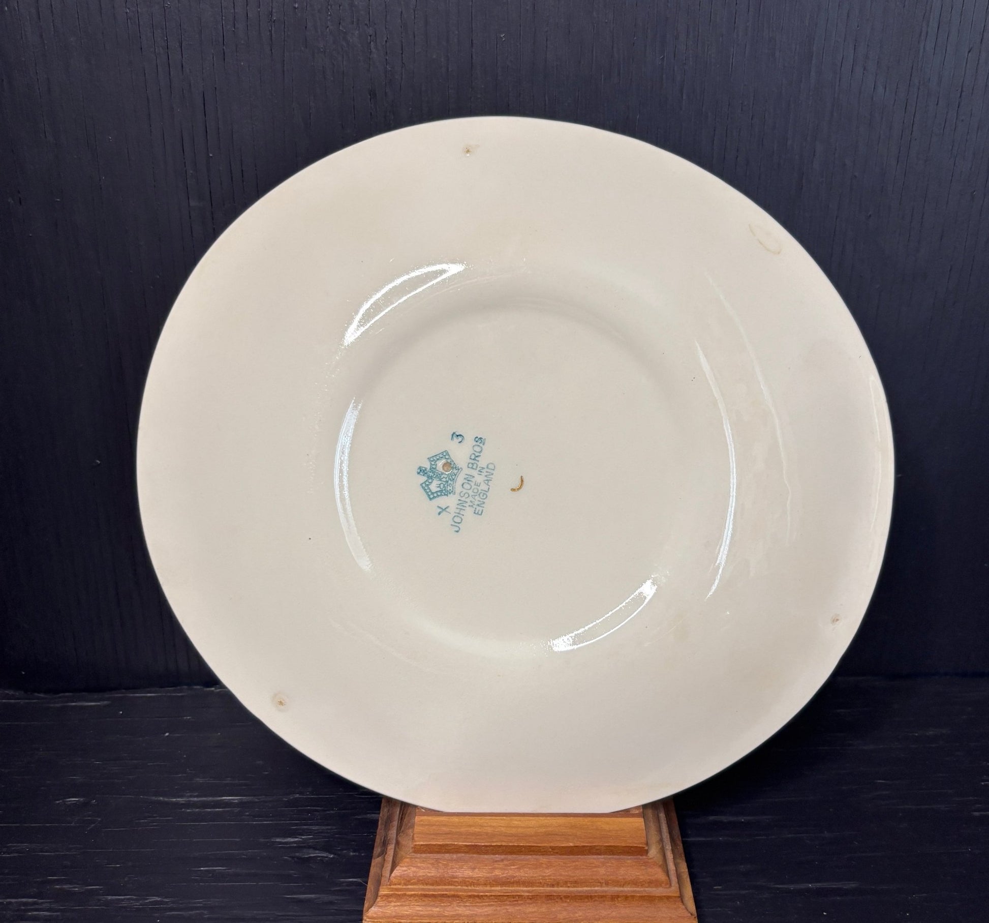 Johnson Brothers Pine Cone Oval Salad Plate