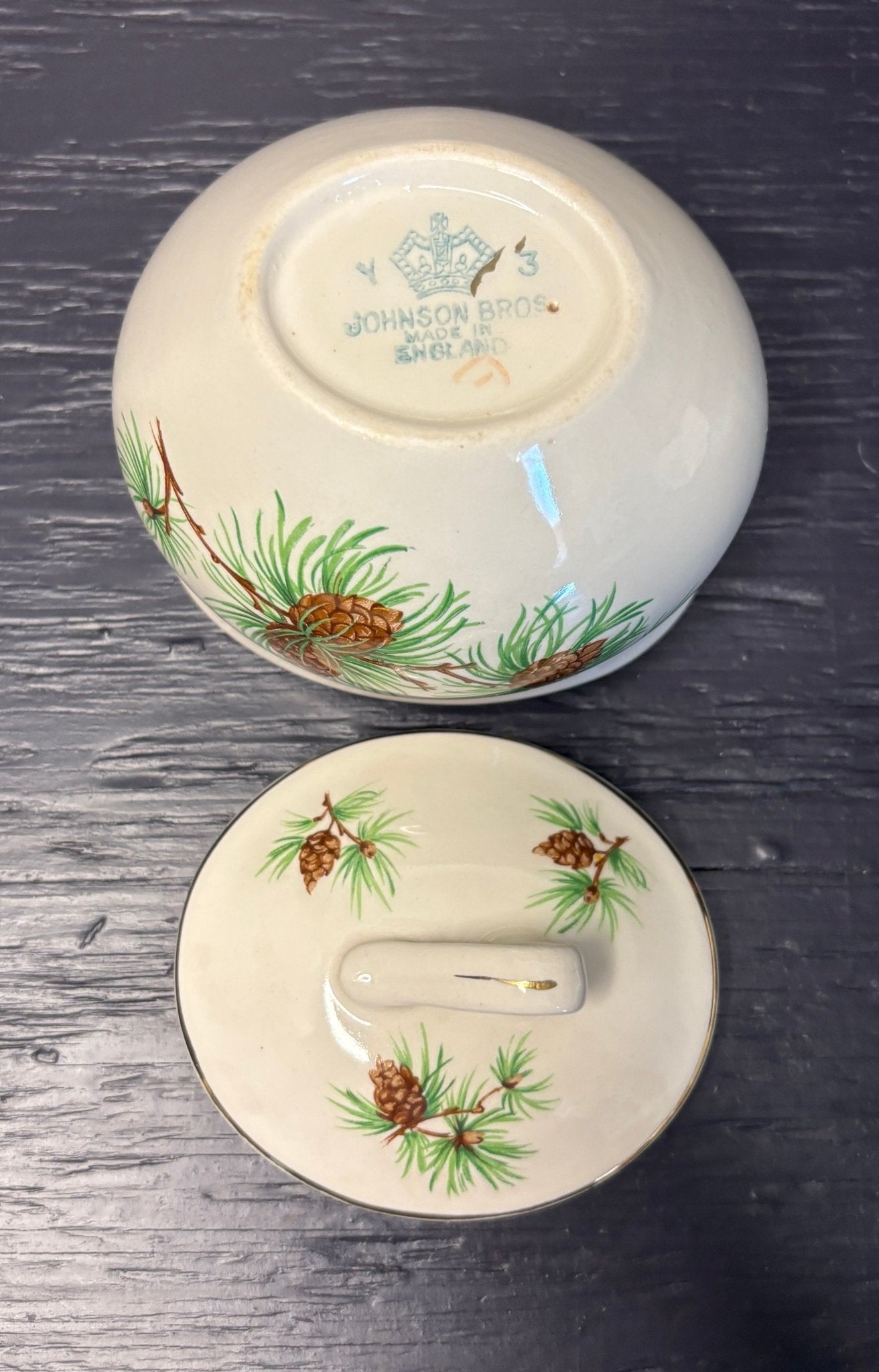 Johnson Brothers Pine Cone Sugar Bowl