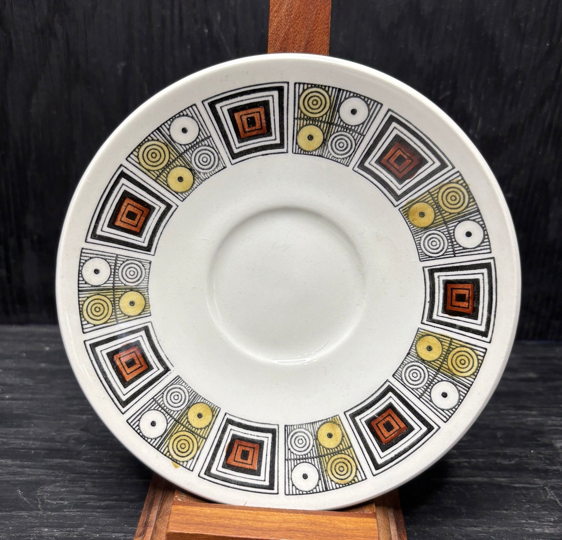 Kathie Winkle Broadhurst Ironstone Rushstone Replacement Saucers