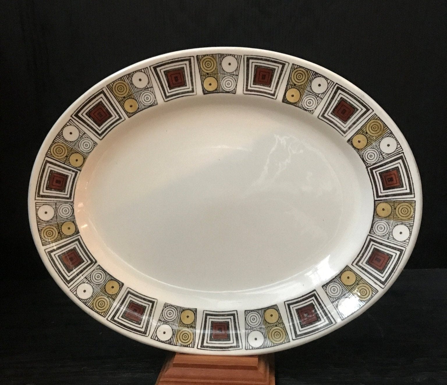 Kathie Winkle Broadhurst Rushstone Serving Platter