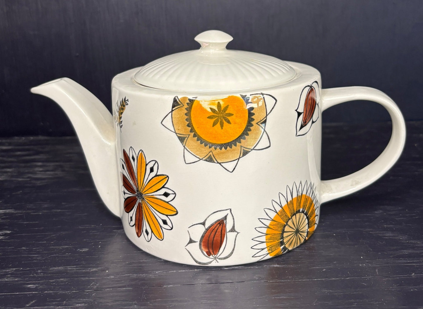 Kathie Winkle Calypso Teapot