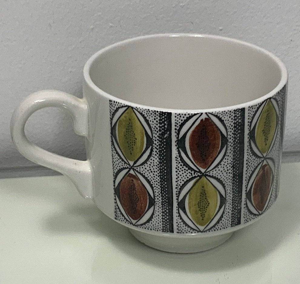 Kathie Winkle Mexico Teacups with geometric pattern with yellow, brown and black colors