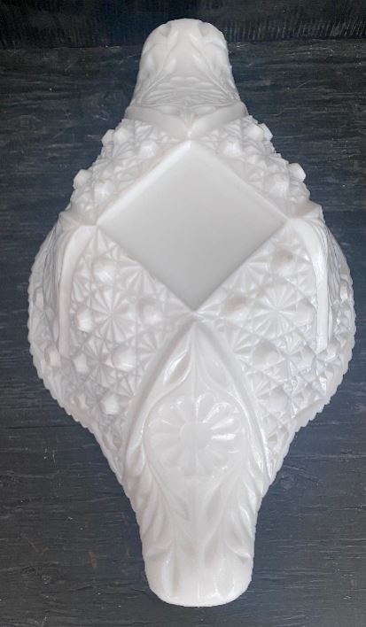 Kemple Milk Glass Flower V - Cane Oblong Sawtooth Edge Bowl