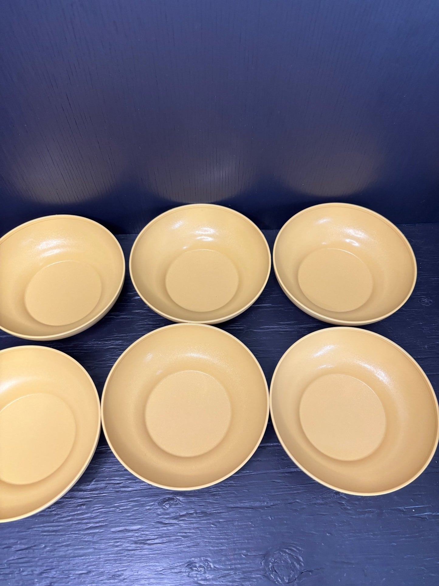 Tupperware Harvest Gold Stackable Bowls Set