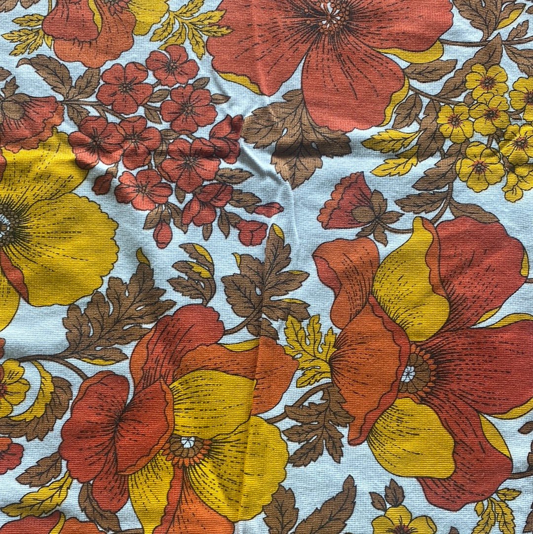 Mid Century Orange and Yellow Floral Style Large Tablecloth - HLJ at HomeMid Century Orange and Yellow Floral Style Large TableclothTableclothVintage