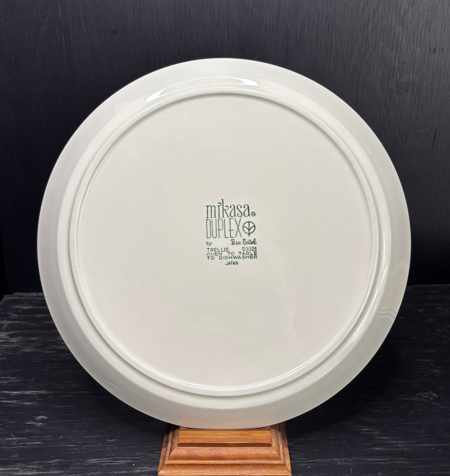 Mikasa Duplex Trellis Dinner Plate by Ben Seibel