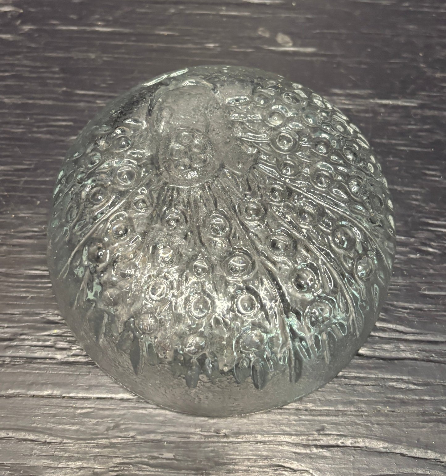 Muurla Peacock Glass Bowl by Raija Luoto Finland with an etched peacock design