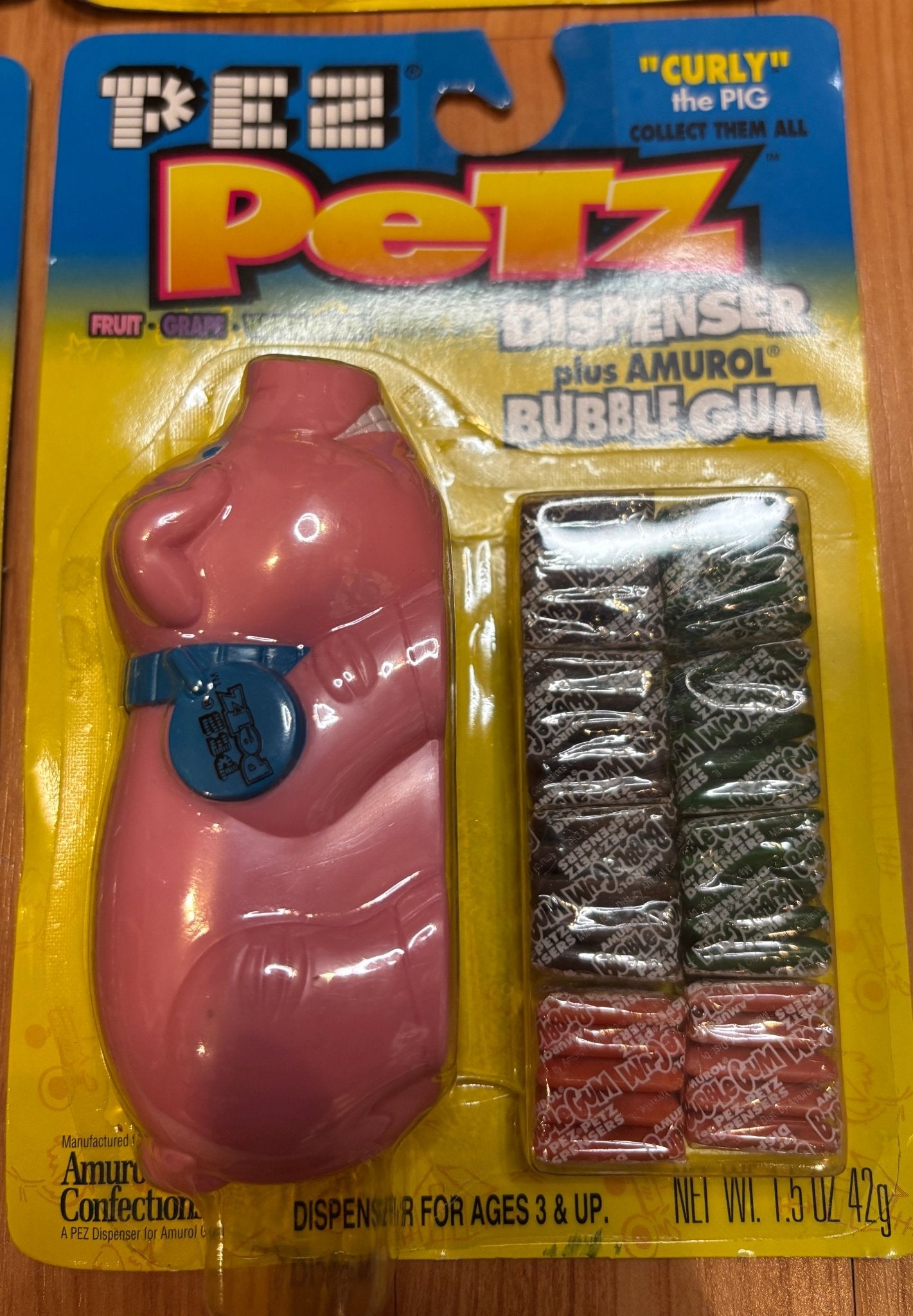 Pez pig Bubble Gum Dispenser