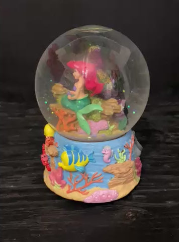 The Little Mermaid Ariel Ursula Musical Snow Globe