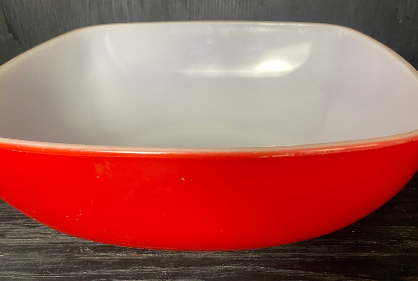 Pyrex 525B 2.5 Quart Red Square Serving Mixing Bowl