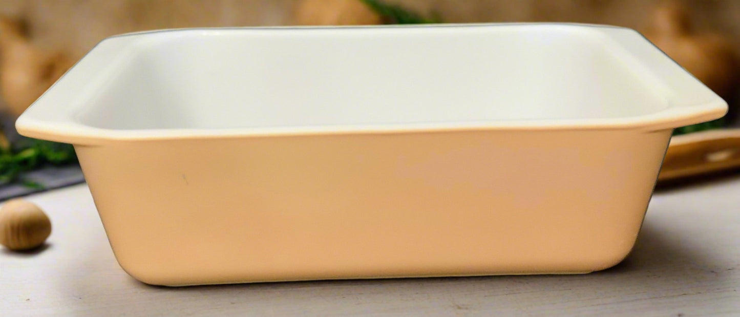 Pyrex 913 Tan Loaf Pan