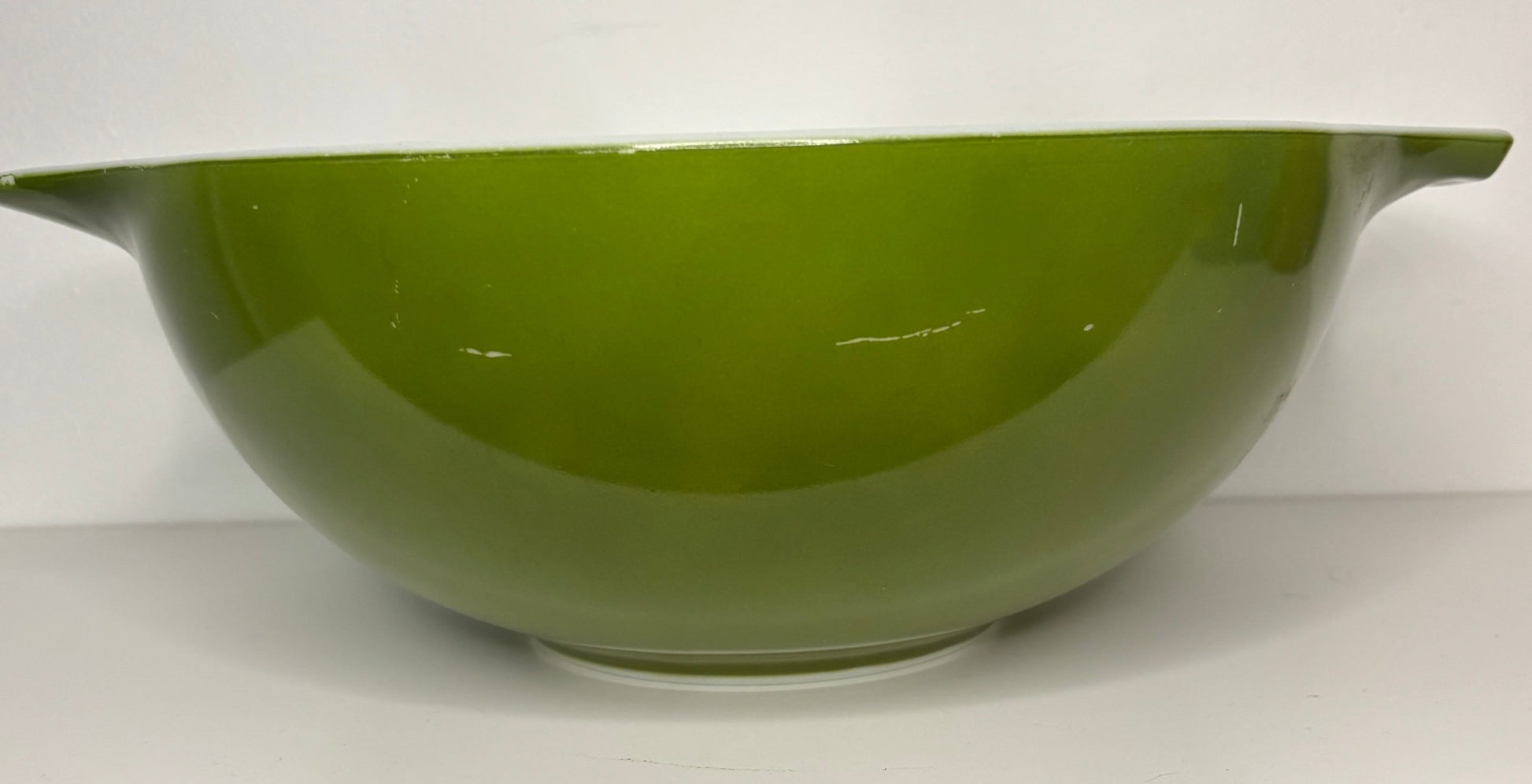 Pyrex Avocado Green 4 Quart Cinderella Mixing Bowl