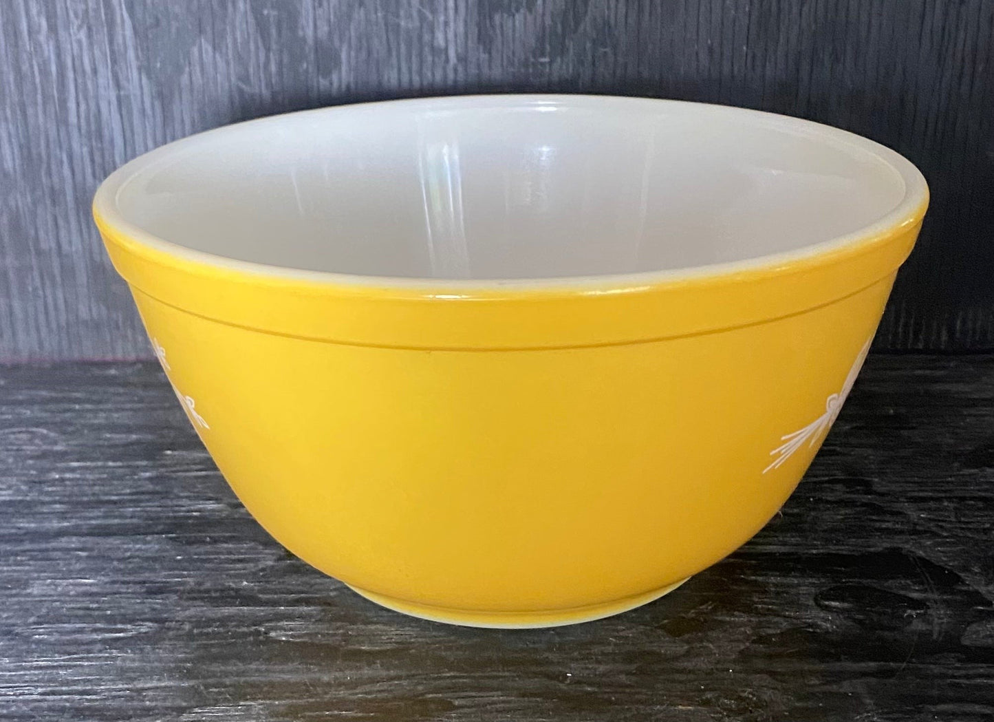 Pyrex Butterfly Gold Mixing Bowl