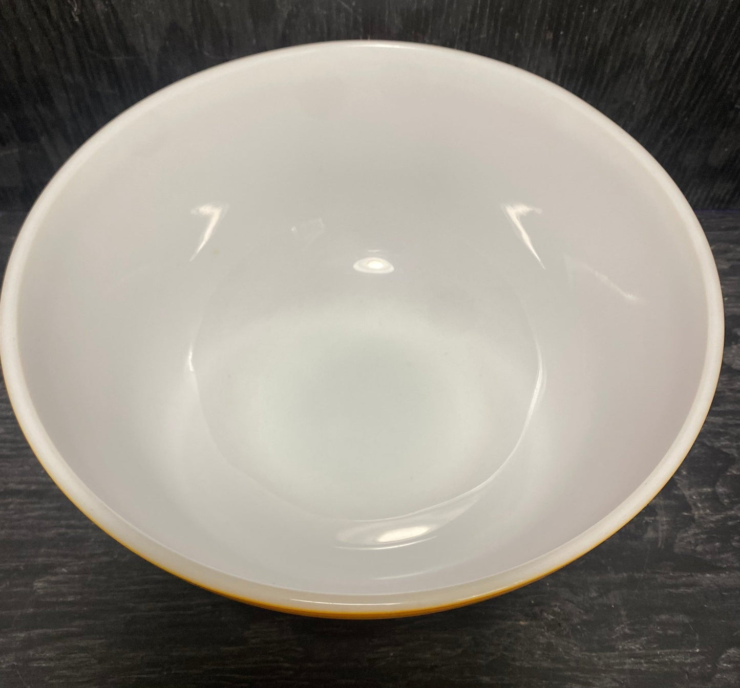 Pyrex Butterfly Gold Mixing Bowl
