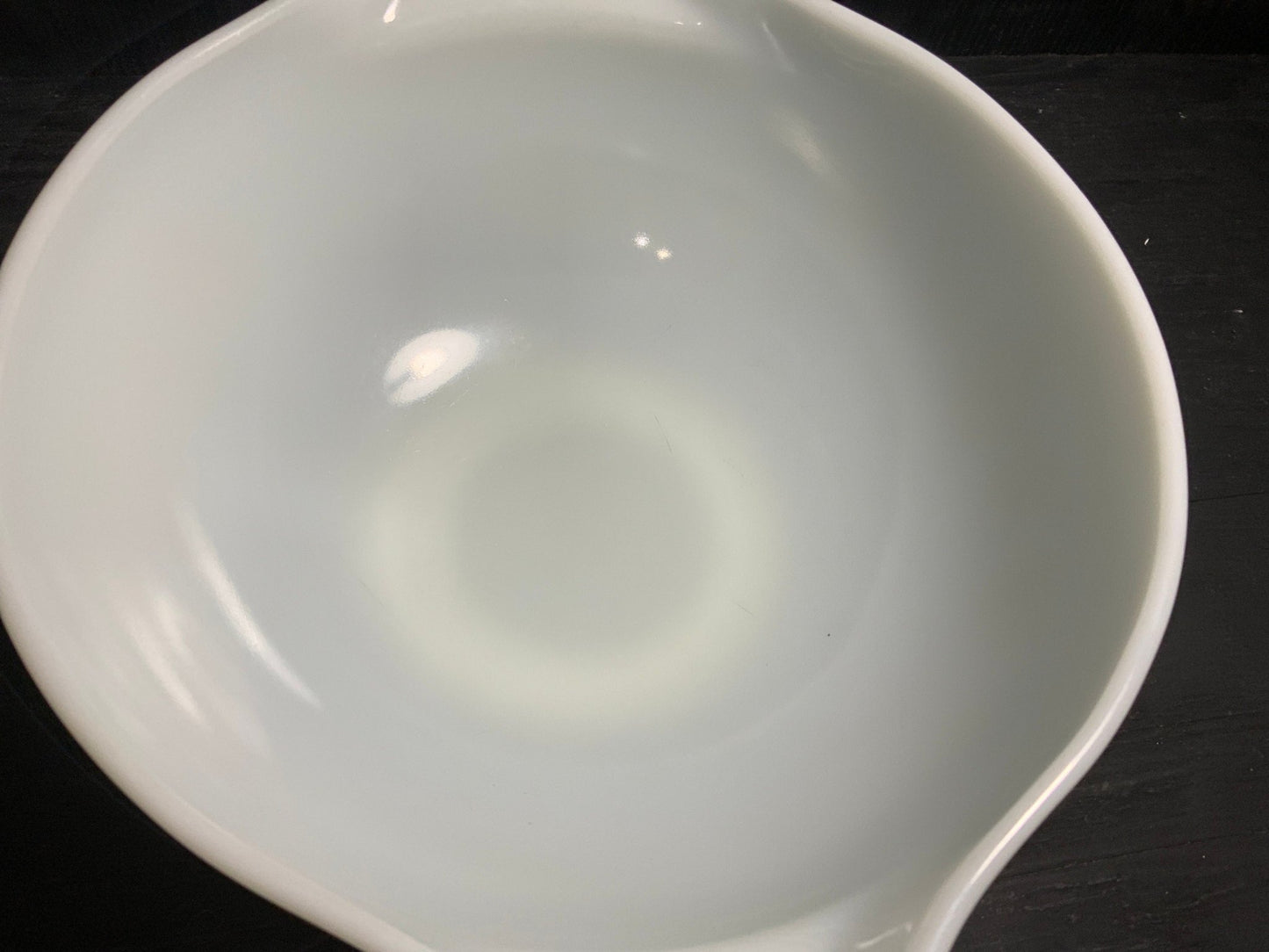 Pyrex Butterfly Gold #443 1.5 Quart Cinderella Mixing Bowl