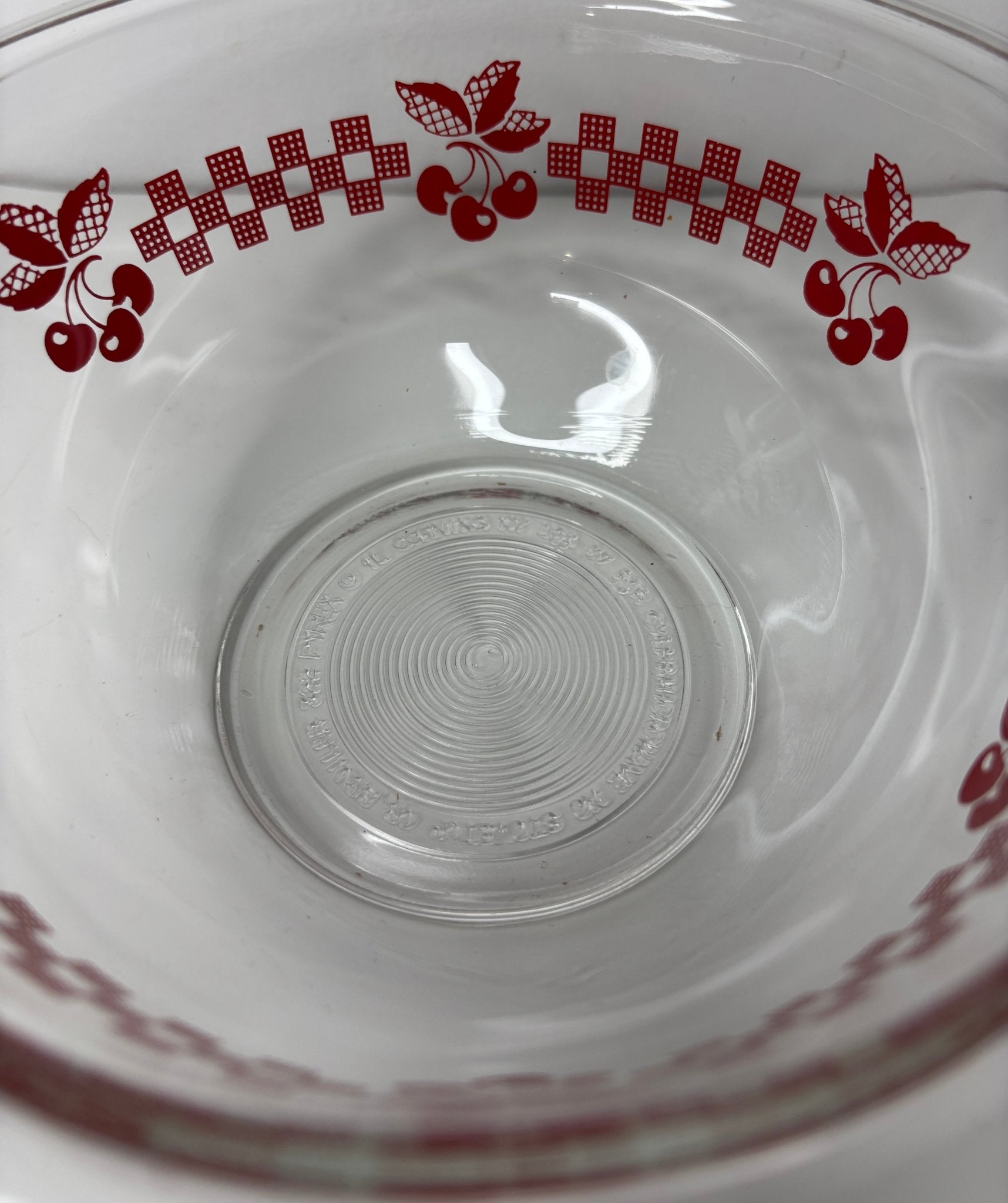 Pyrex Cherry Design Glass Mixing Bowl
