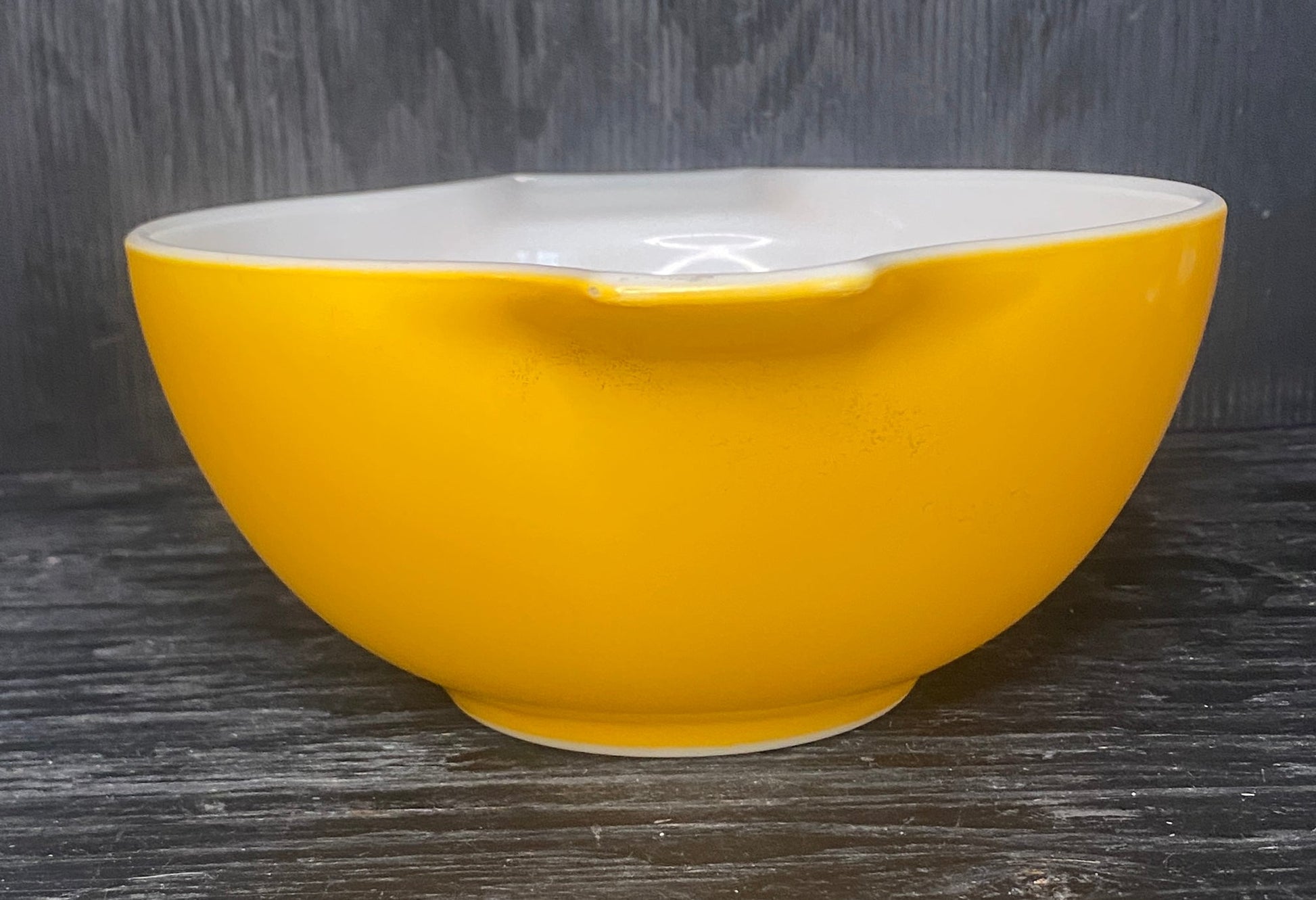 Pyrex Daisy Gold Orange Mixing Bowl