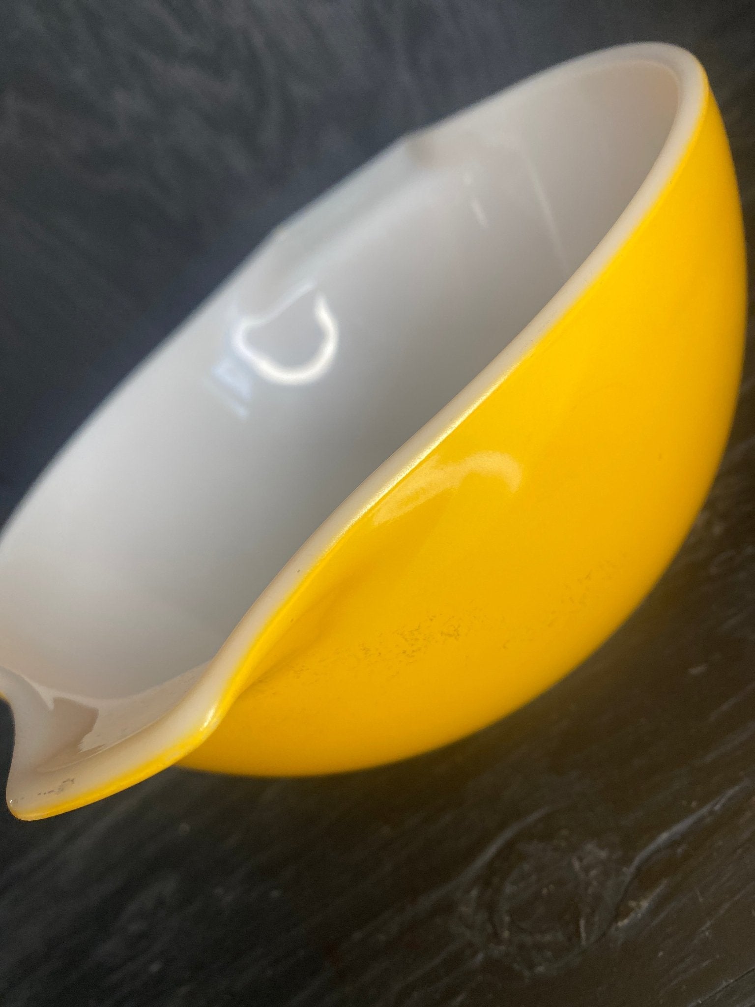 Pyrex Daisy Gold Orange 1.5 Quart Cinderella Mixing Bowl