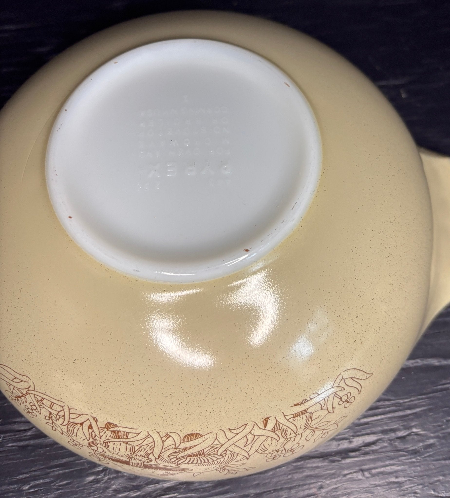 beige with mushroom designs Pyrex Forest Fancies 2.5 Quart Cinderella Mixing Bowl