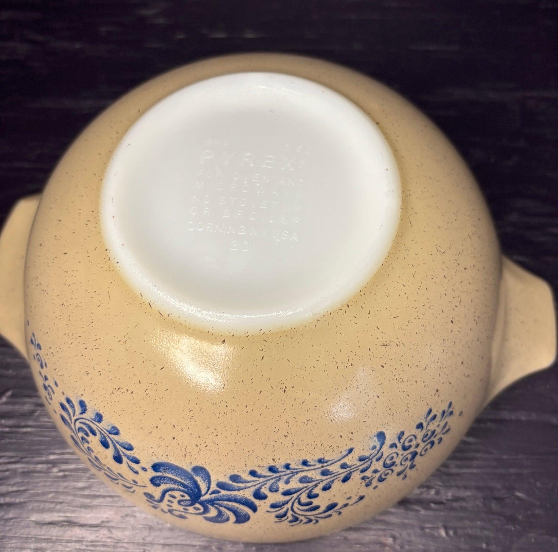 beige Pyrex Homestead Cinderella Mixing Bowl with blue flower design