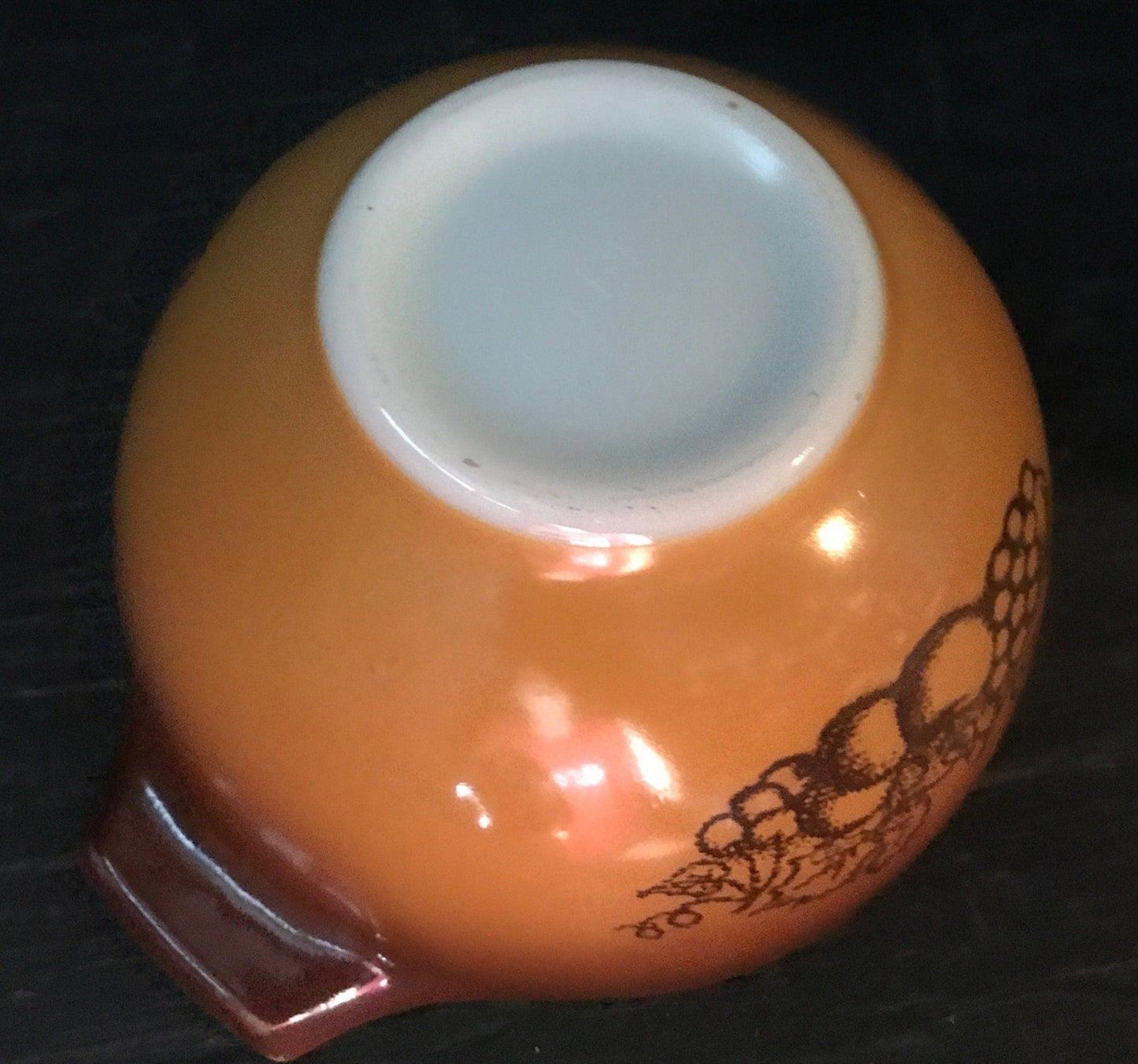 Pyrex Old Orchard 1.5 PT Cinderella Mixing Bowl 441