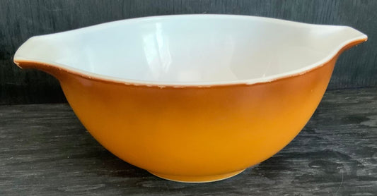 Pyrex Old Orchard 1.5 QT Cinderella Mixing Bowl 442