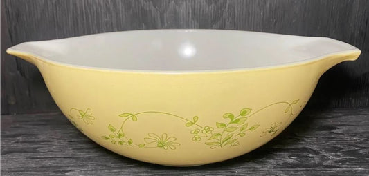 Pyrex Shenandoah 4 Quart Cinderella Mixing Bowl