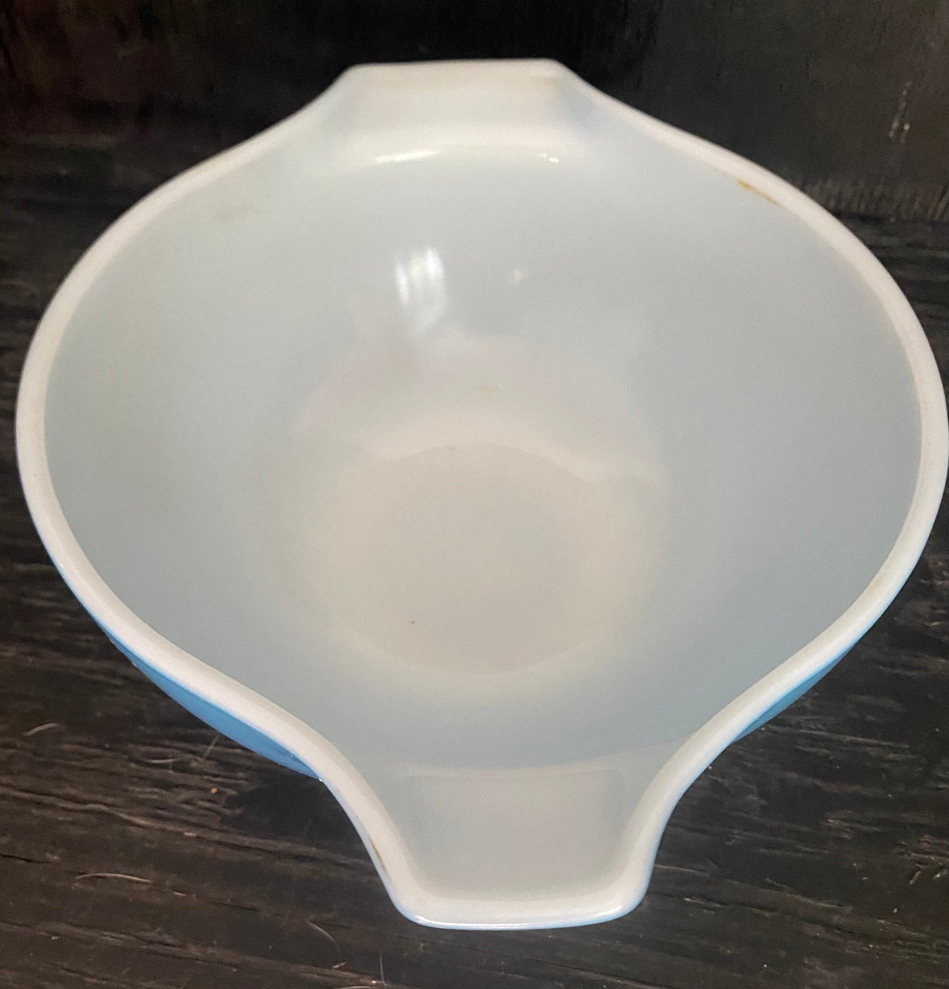 Pyrex Snowflake 1.5 Quart Cinderella Mixing Bowl 441