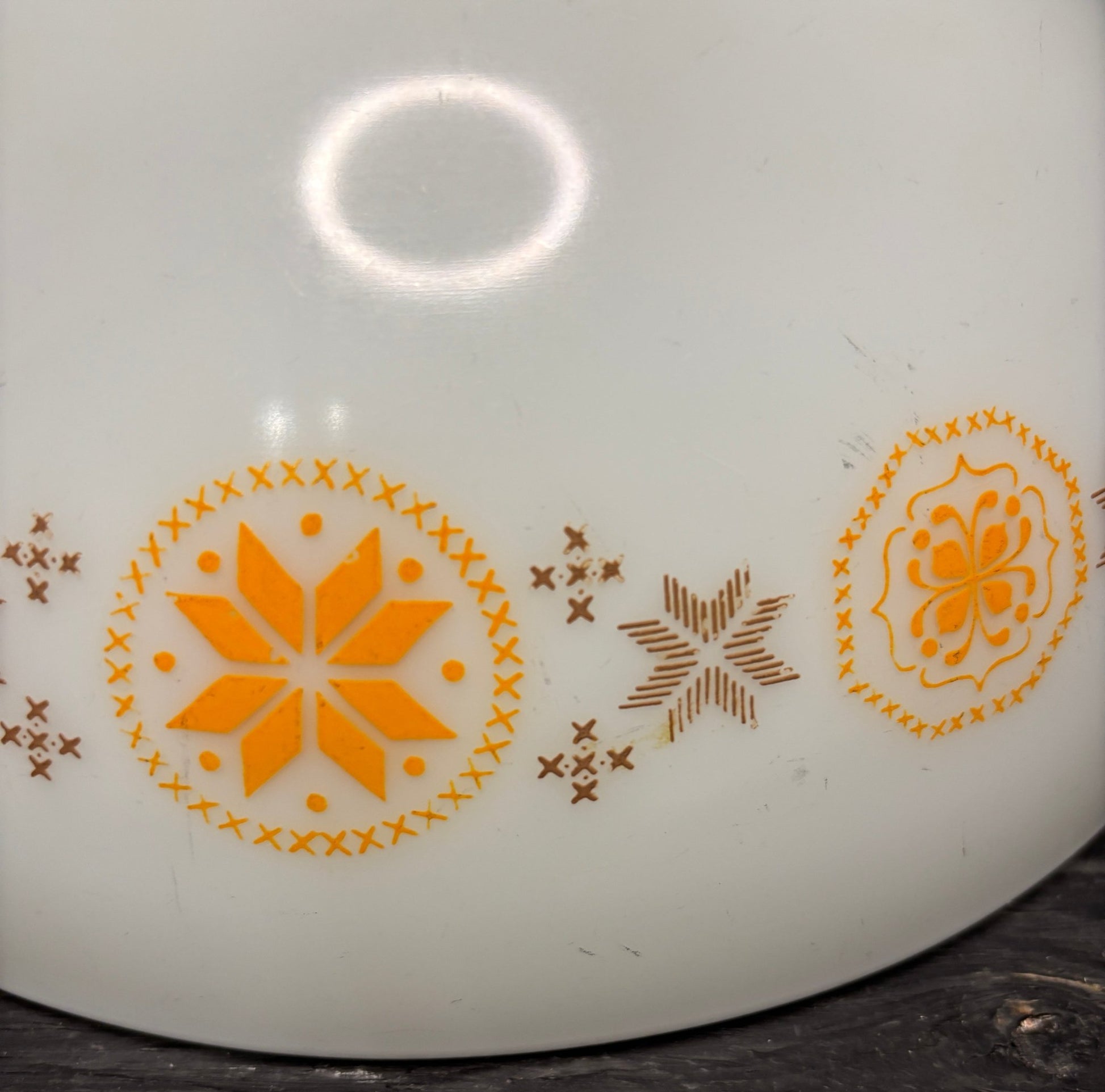 Pyrex Town and Country 4 Quart Cinderella Mixing Bowl